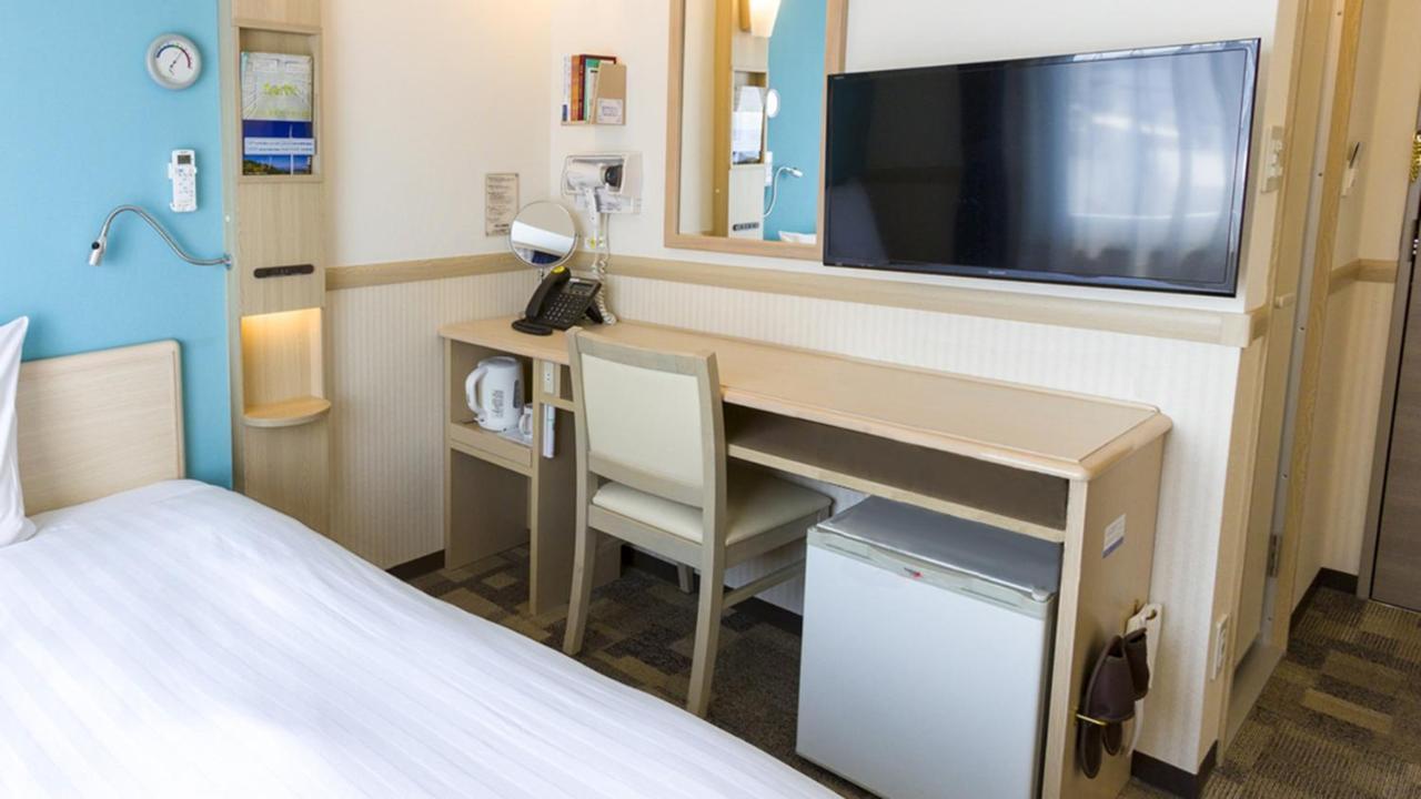 Toyoko Inn Shiki eki Higashi guchi Eksteriør billede